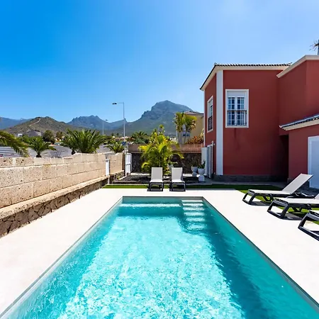 Semesterbostad Maronata With Pool And Children's Playhouse Costa Adeje (Tenerife)